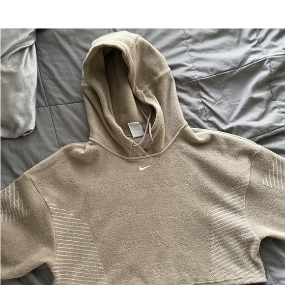 Nike Therma Fit Woman’s Nike Set - Picture 8 of 9